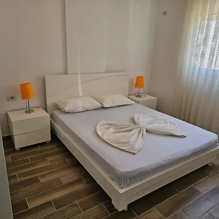 One Bedroom In Apartment Sarandë